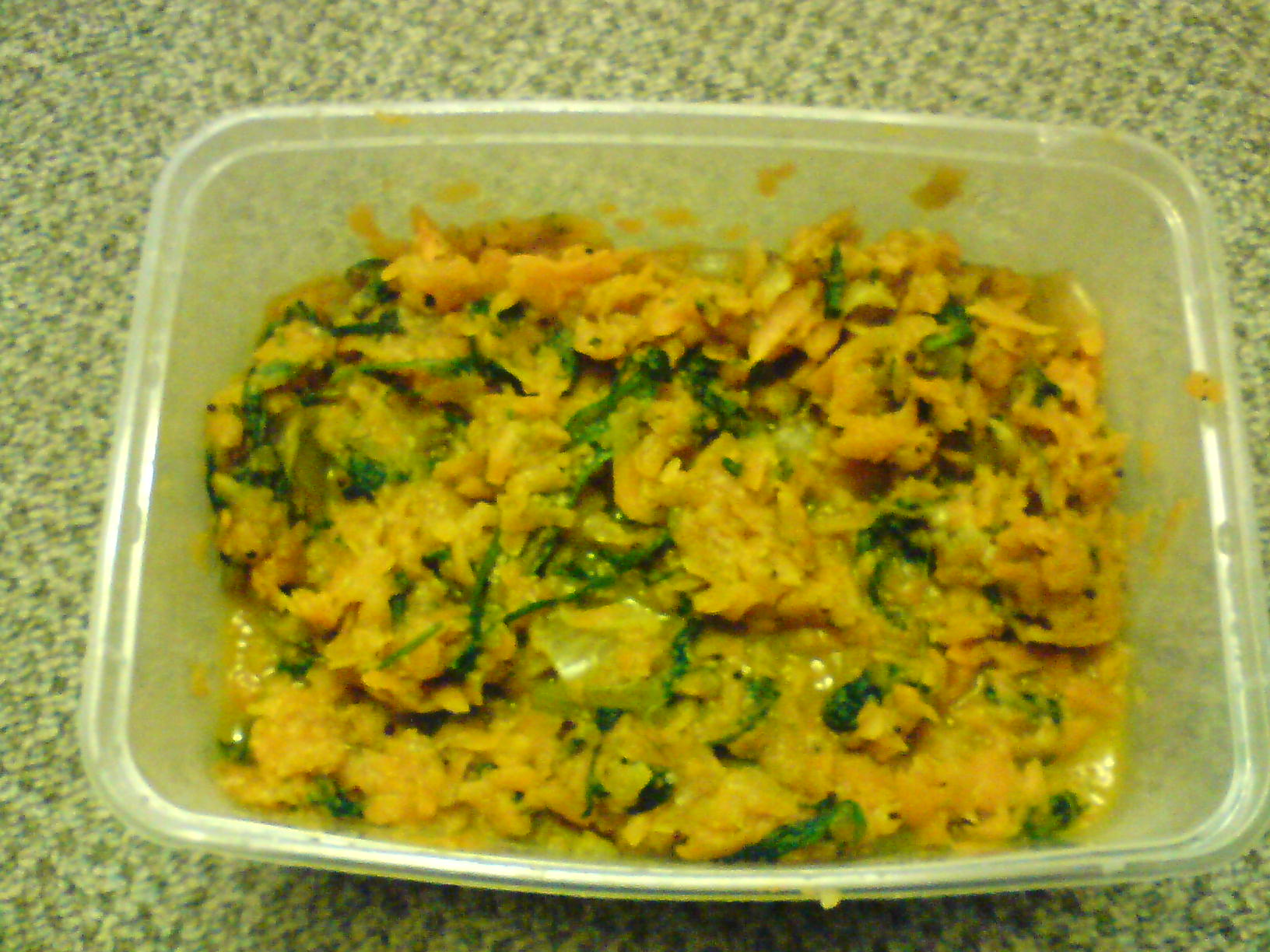 carrot and palak curry picture